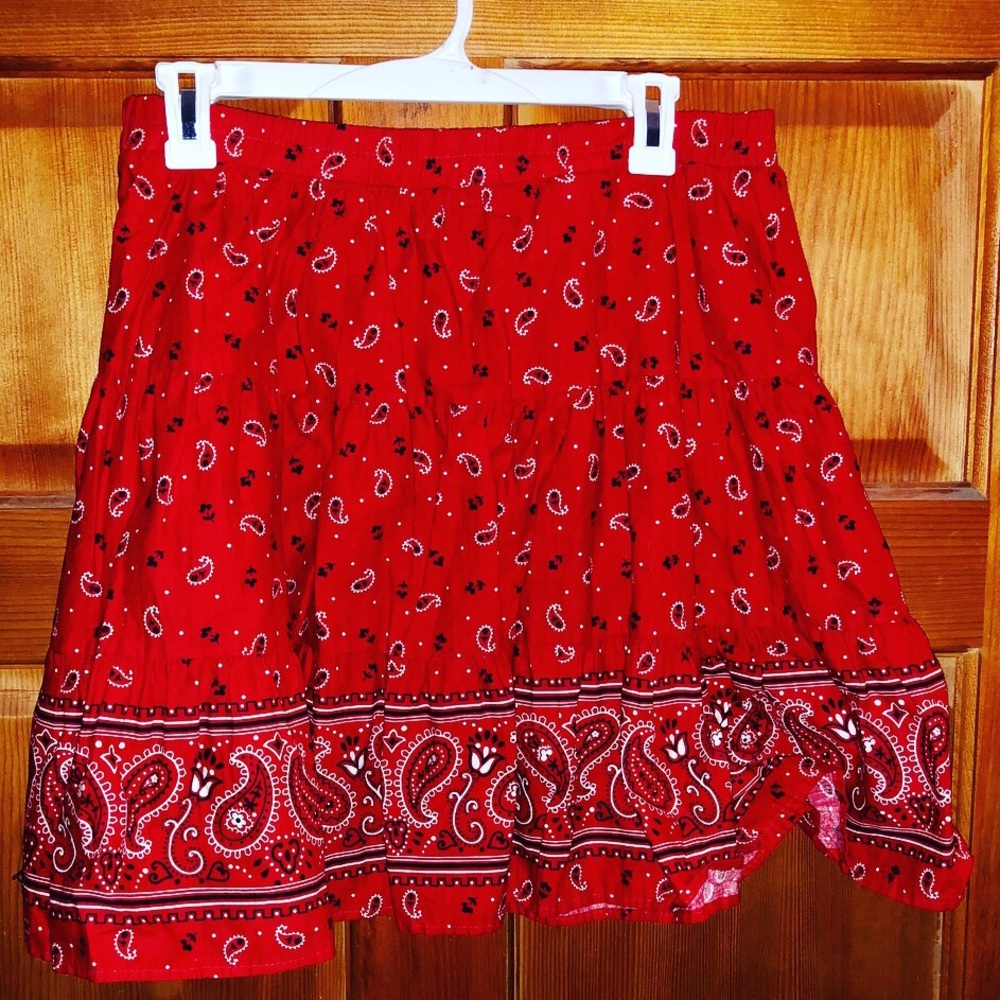 Circle Skirt Size: M Brand: Circle T